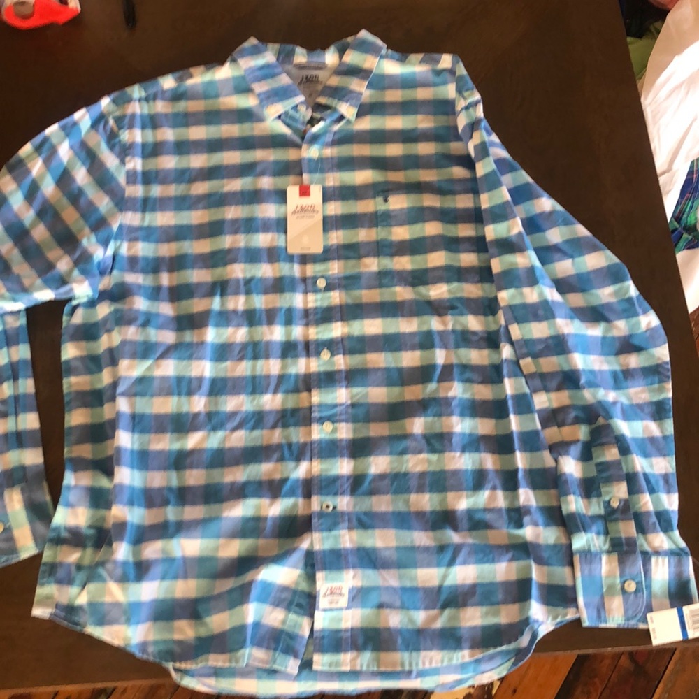 Izod NWT button down